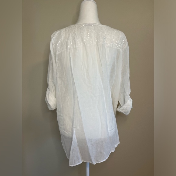 New Collection White Lace and Cotton Blouse - Picture 7 of 8